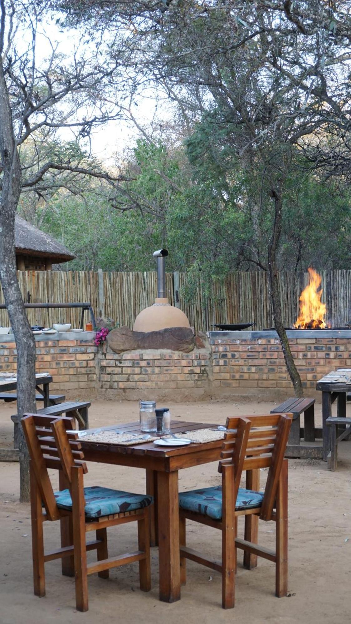 Honeyguide Ranger Camp Hotel Golders Green Eksteriør billede